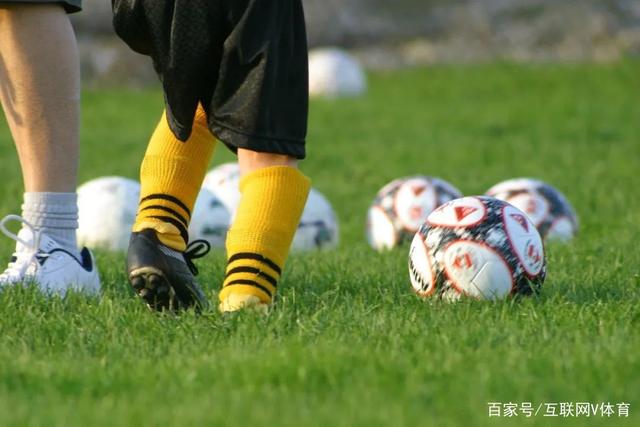 赵心童逆转霍金斯，精彩三连胜晋级武汉公开赛八强